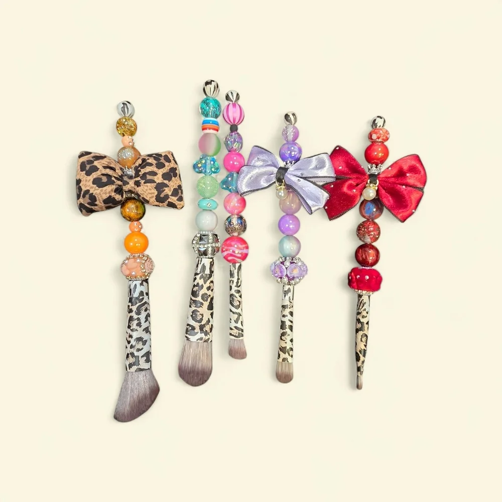Leopard Print Girls' Makeup Brush Set with Colorful Bead Charms